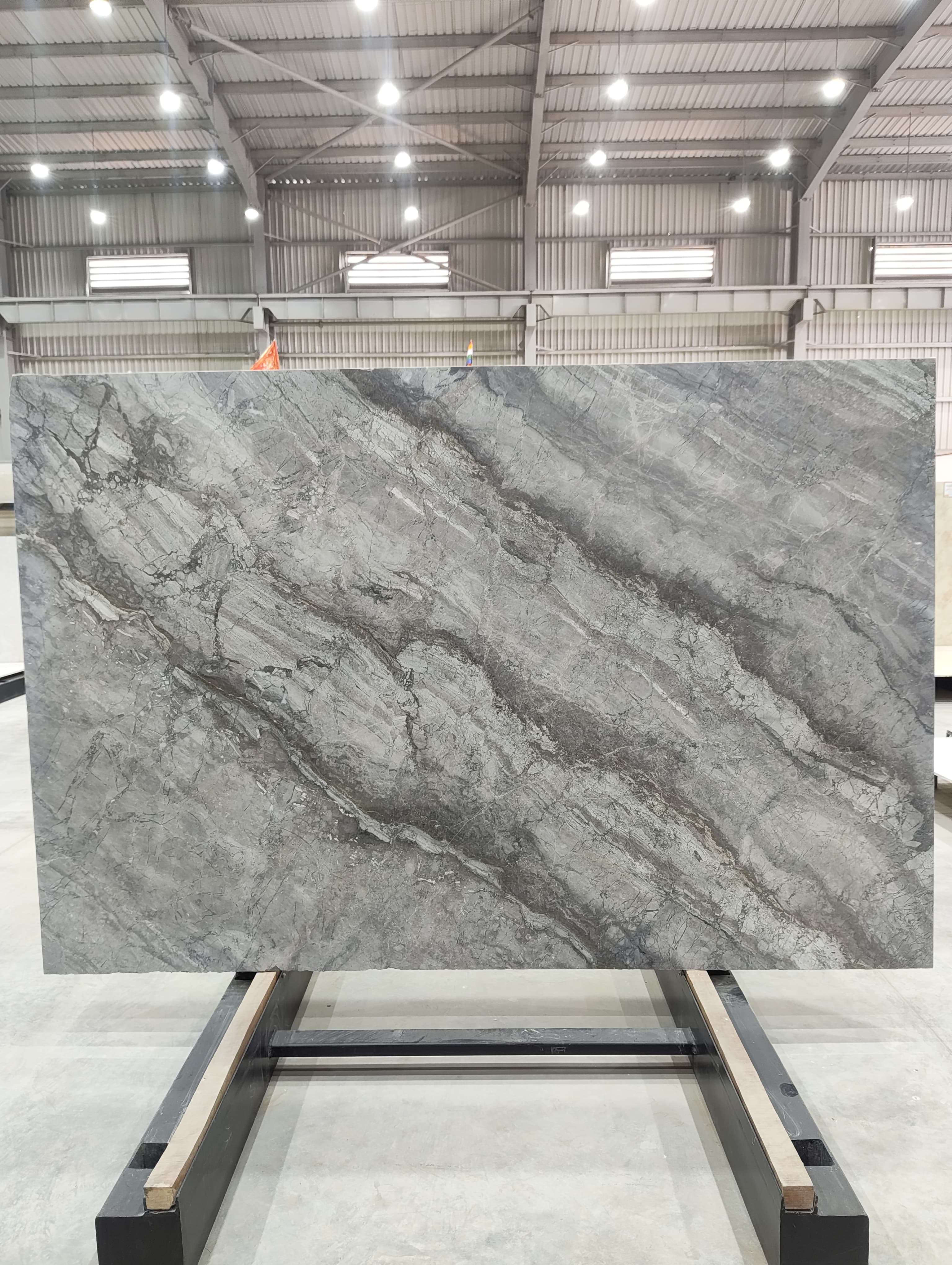 Grey Orobico full lot view