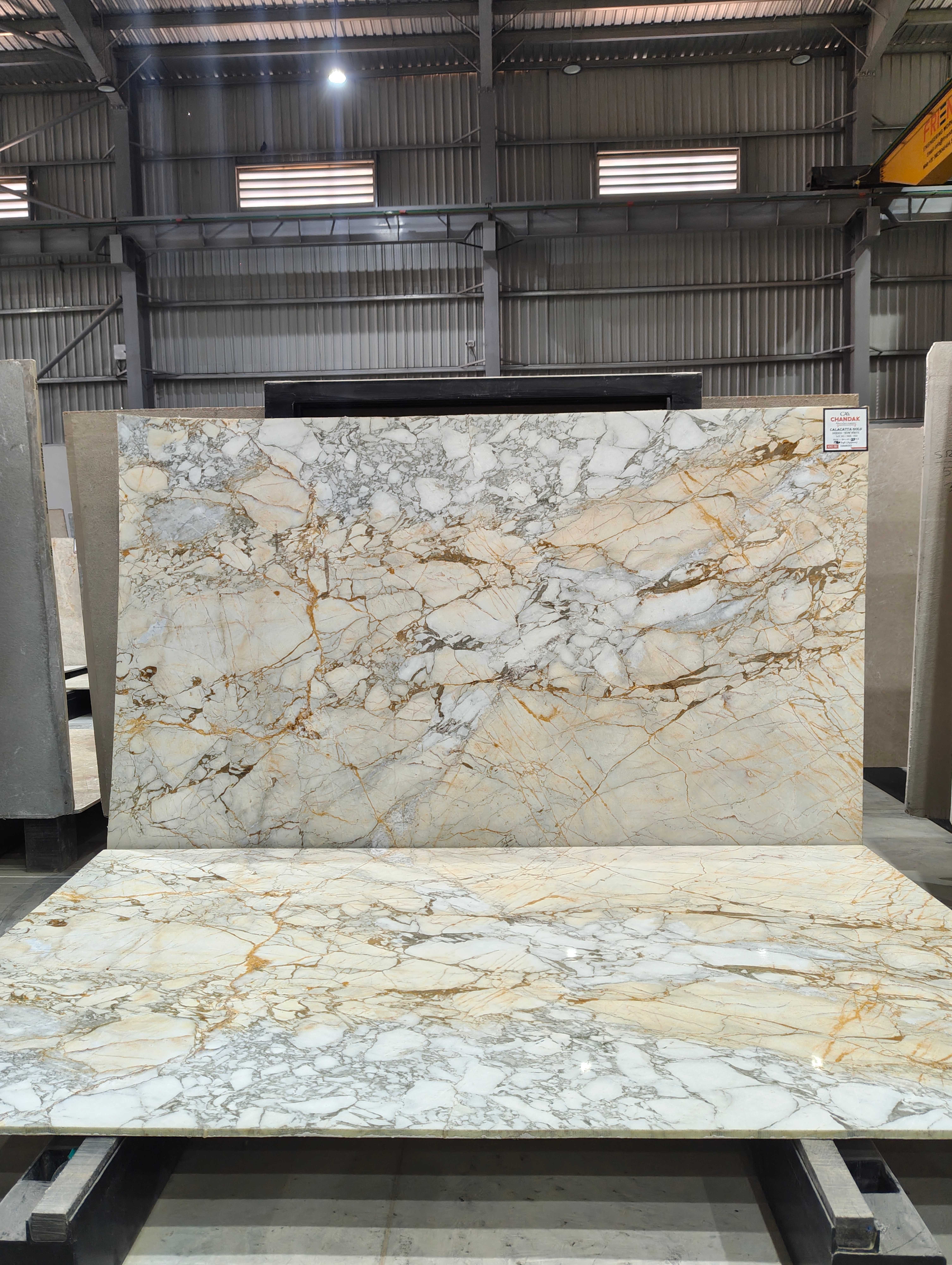 Calacutta Gold full lot view